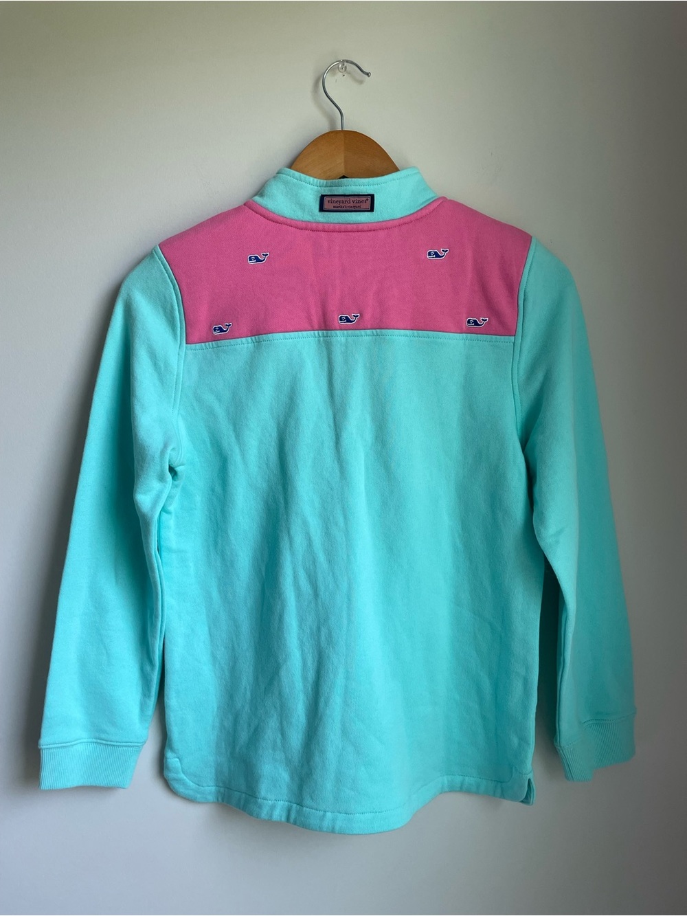 NWT Vineyard Vines Girls L 14 Caicos Blue Whale Relaxed Shep Shirt Quarter Zip - Picture 2 of 3